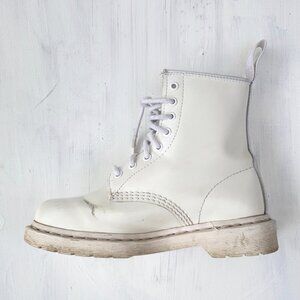 Dr. Martens 1460 8-Eye Boot in Monochrome White Smooth Leather